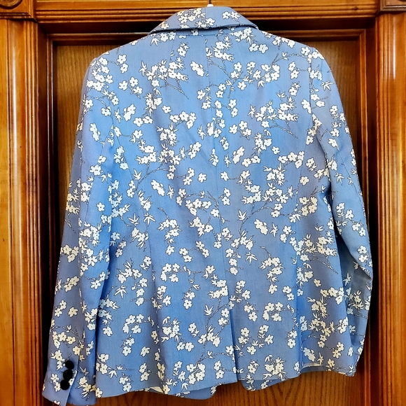Talbots Blue Floral Blazer Size 2 - Picture 3 of 5